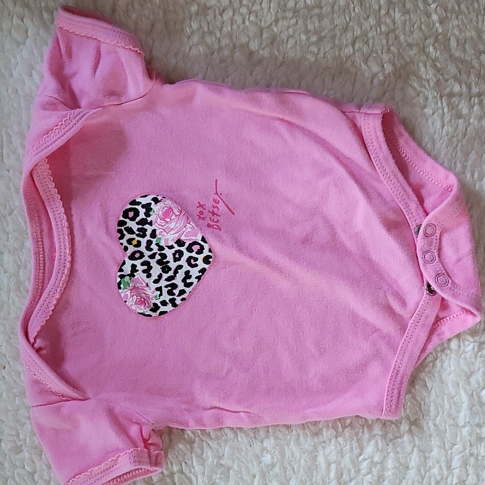 2 ONESIES - Picture 3 of 3